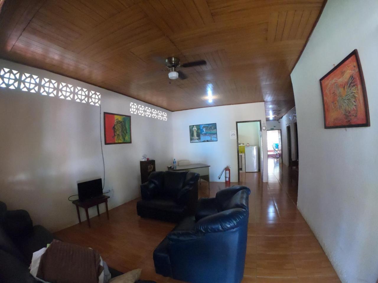 Hostal Augustos San Juan del Sur Luaran gambar